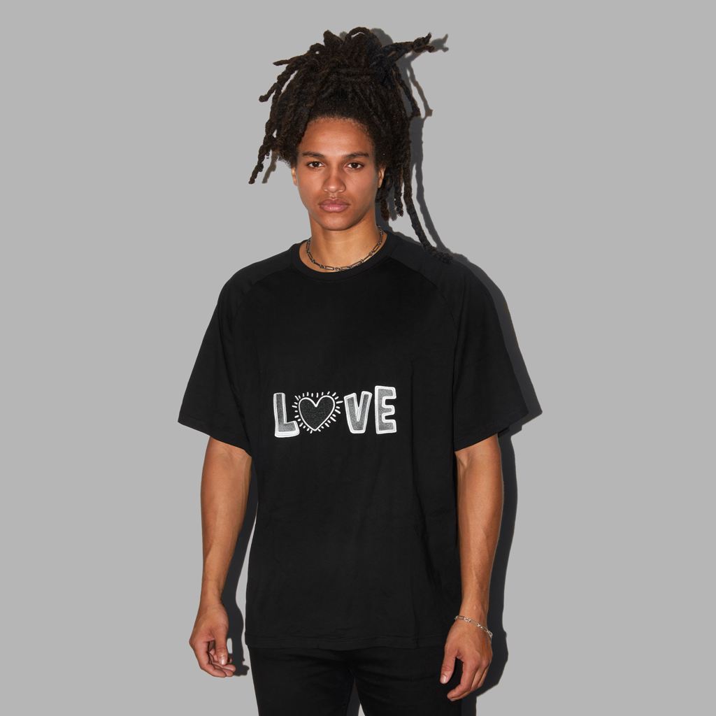 Black Blvck x Keith Haring' Love Tee Singapore | 843170-MLD