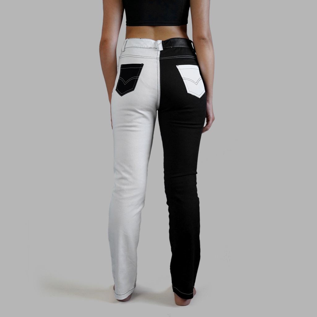 White Black Blvck Jeans Singapore | 456207-HRV